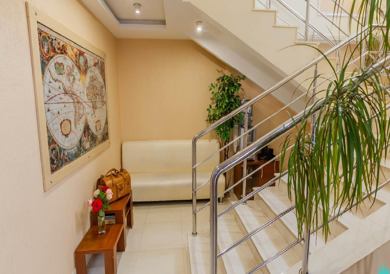 جومل City Hotel المظهر الخارجي الصورة