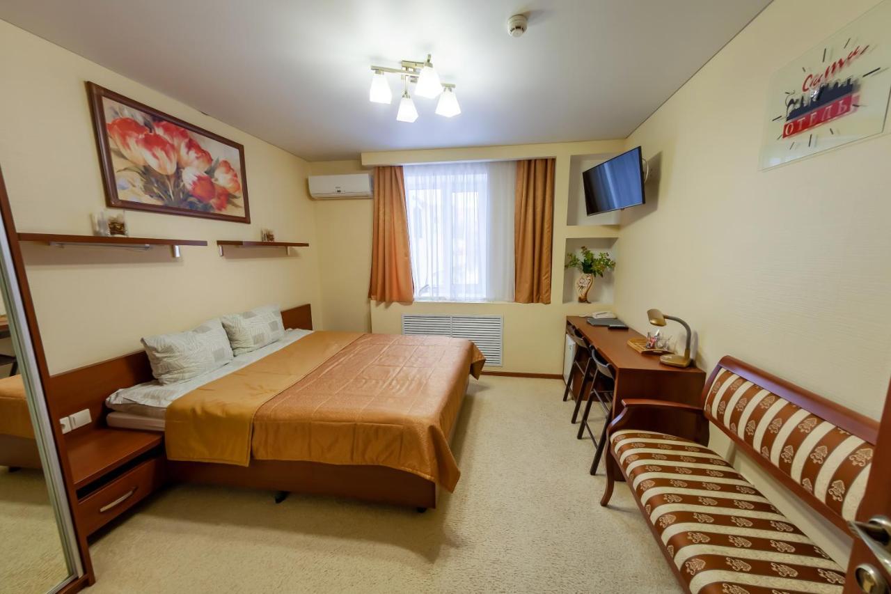 جومل City Hotel المظهر الخارجي الصورة