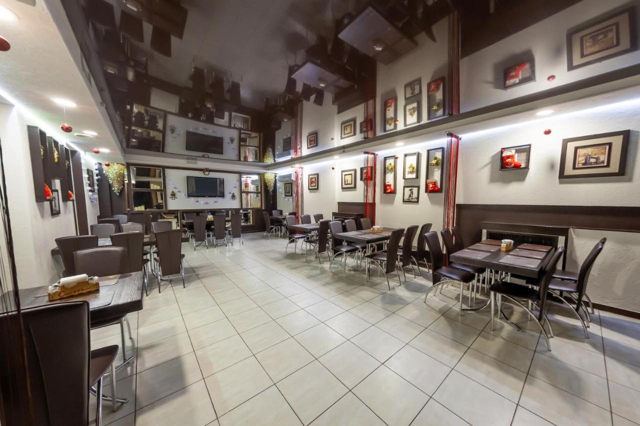 جومل City Hotel المظهر الخارجي الصورة