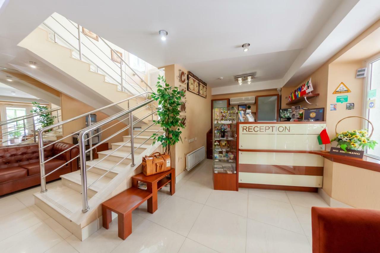 جومل City Hotel المظهر الخارجي الصورة